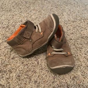 Stride rite boys brown leather boots size 7